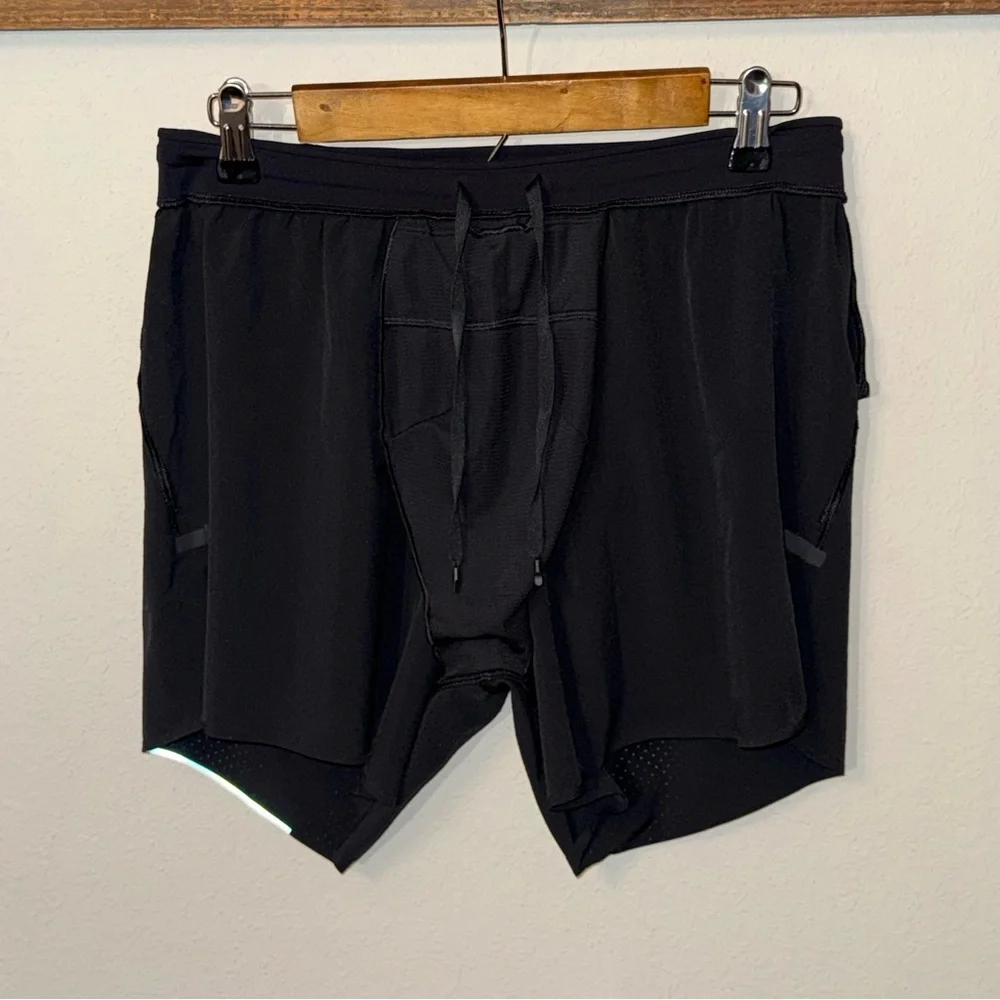 Lululemon Men’s Outpacer Short Size M